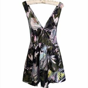 Romeo+Juliet Couture V Neck Satin dress Medium NWT